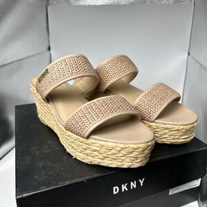DKNY Charleston Double Women's Slip On Sandal 9.5 NEW